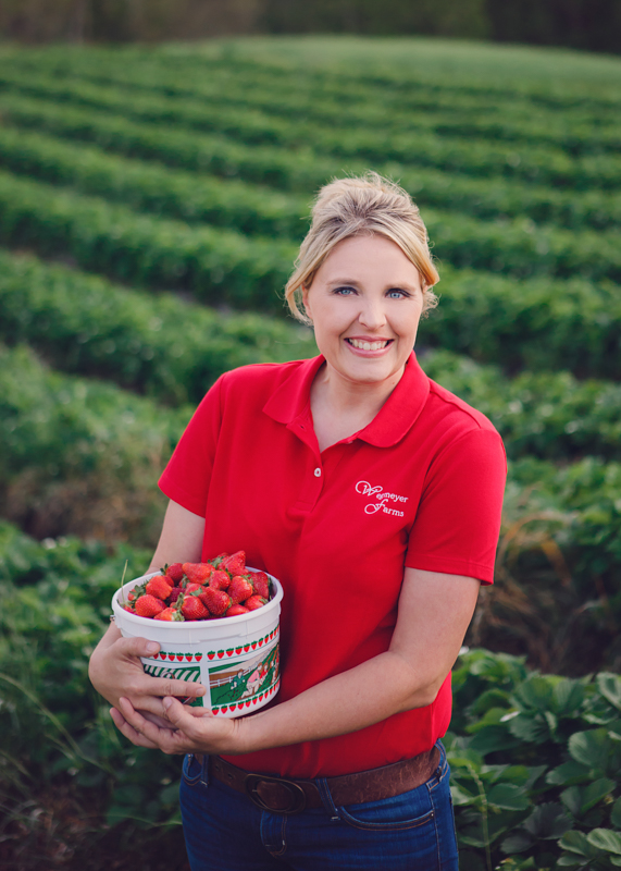 Pimm with strawberries