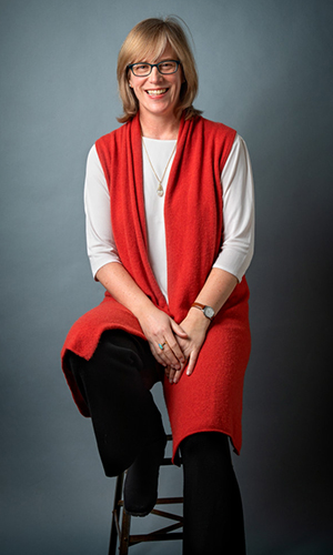 Katherine McComas headshot