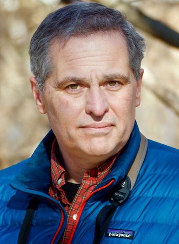 A headshot of Ian Owens