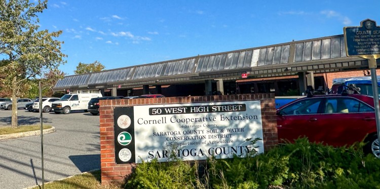 Exterior of the Cornell Cooperative Extension Saratoga County office