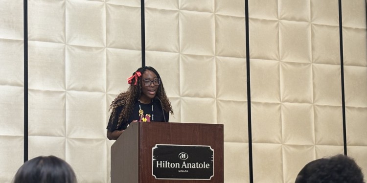 Arianna D. Edinbugh ’28 presenting at at the MANRRS 40th Annual Training Conference and Career Expo