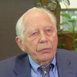 Erik Thorbecke headshot