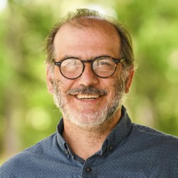 portrait of Ken Wise