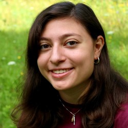 Lilijana Oliver headshot