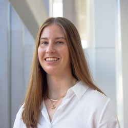 headshot of Miranda Farricker