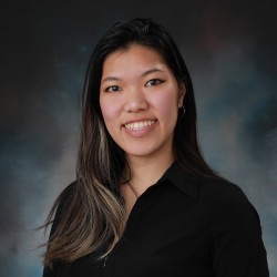 headshot of livia wang