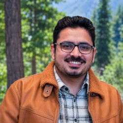 headshot of adeel arshad