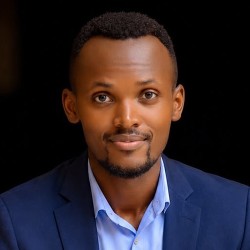 Collins Bugingo headshot