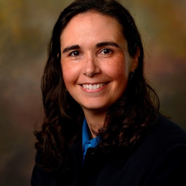 Natalie L. Cápiro headshot