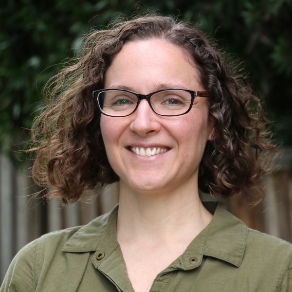 Rori Rohlfs headshot