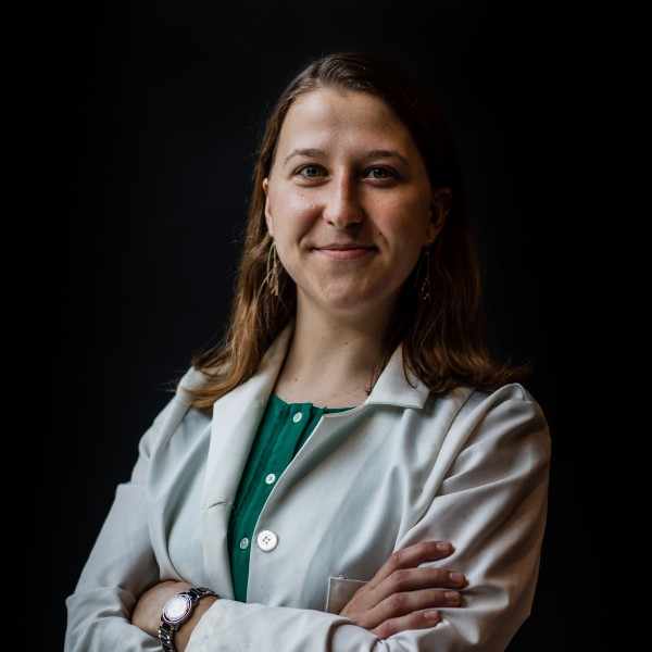 Dr. Cynthia Becker's headshot