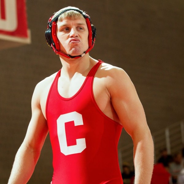 Kyle Dake in a wrestling match