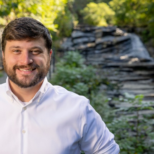 Robert G. Cantelmo headshot