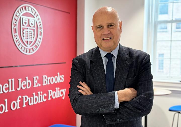 Thomas Garrett headshot