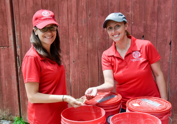 Cheryl and Lindsay Pashow at farm to pint event.