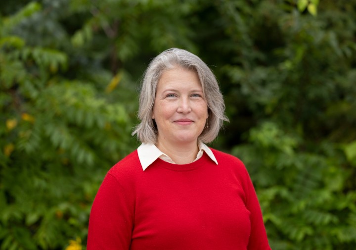 Emily Bernhardt Headshot