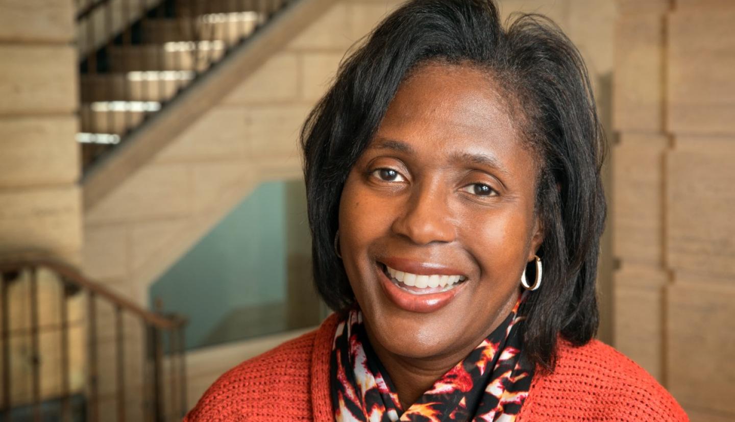 Headshot of Lynn Wooten