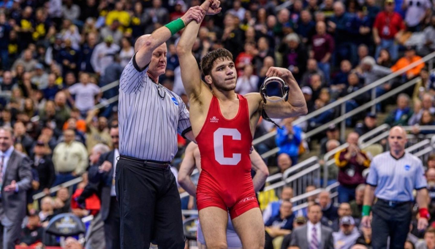 Referee raises&nbsp;Diakomihalis’ hand after win