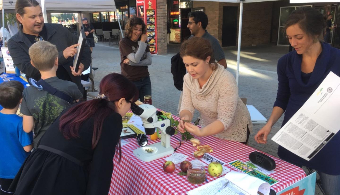Science Cabaret Booth 