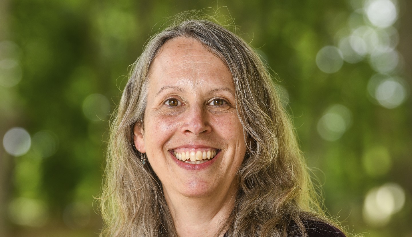 portrait of Joellen Lampman