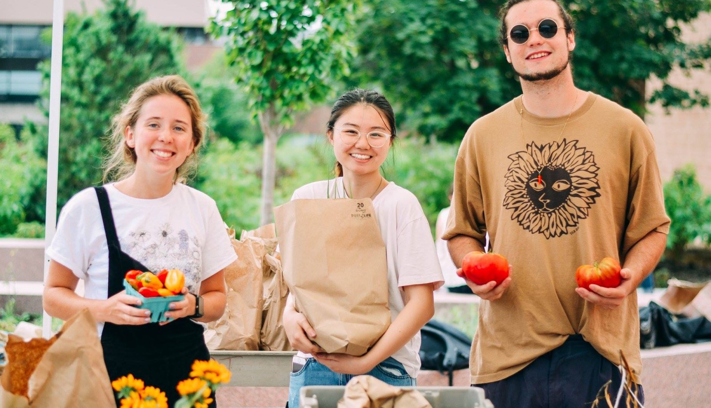Students and produce
