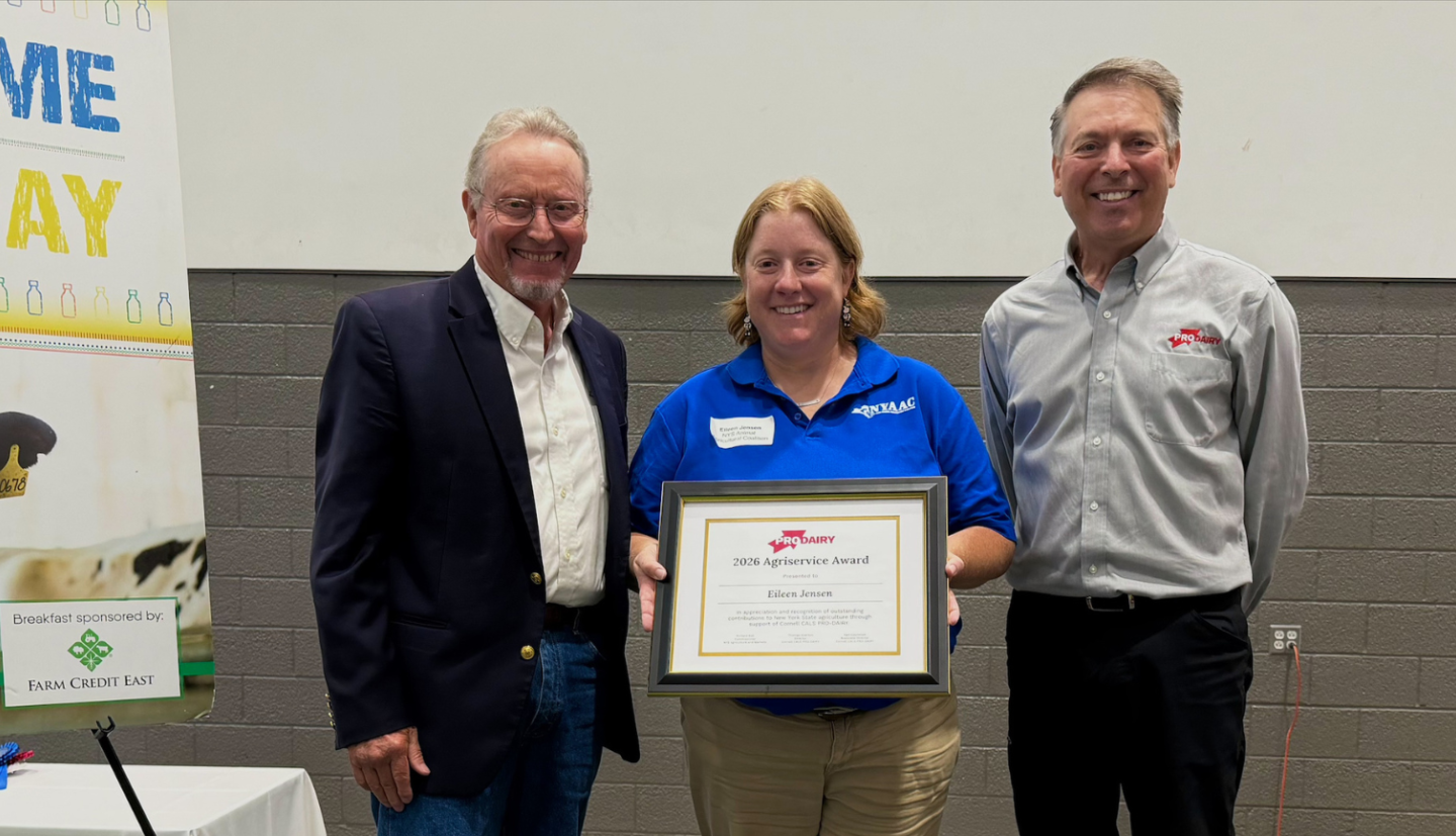Eileen Jensen accepts the Agriservice Award