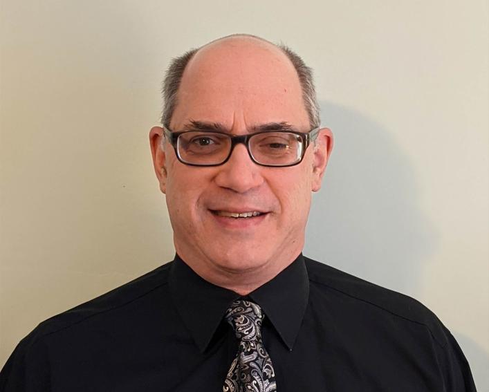 Jeffrey Perry headshot