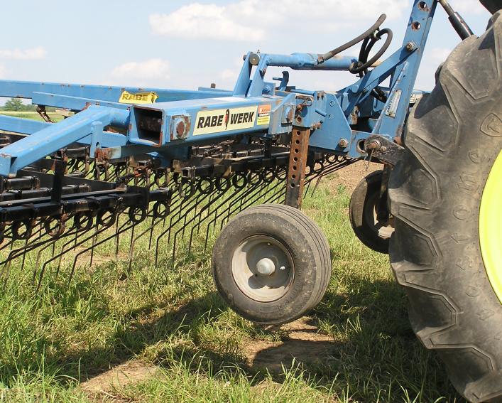rabe work tine weeder side view