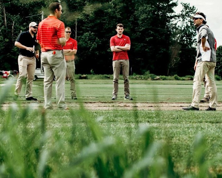 turf team on golf course