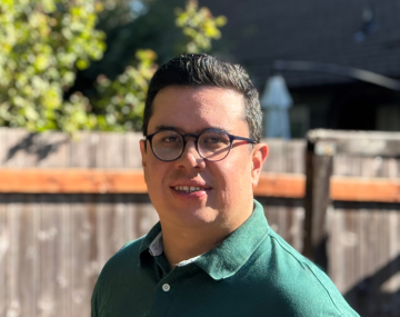 Camilo H. Parada-Rojas Headshot