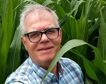 tm setter in the corn
