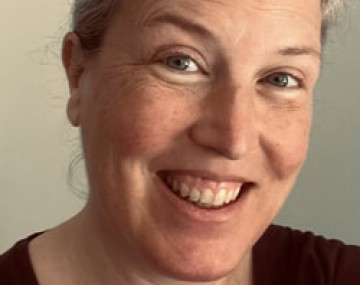 Emily Bernhardt headshot