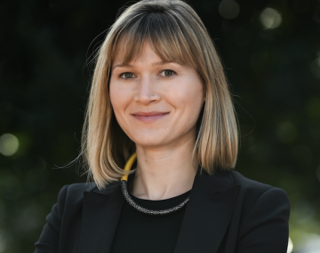 Headshot of Emma McDonell 